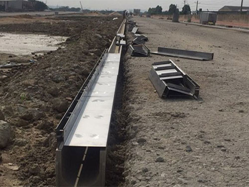 玻璃鋼排水溝應用